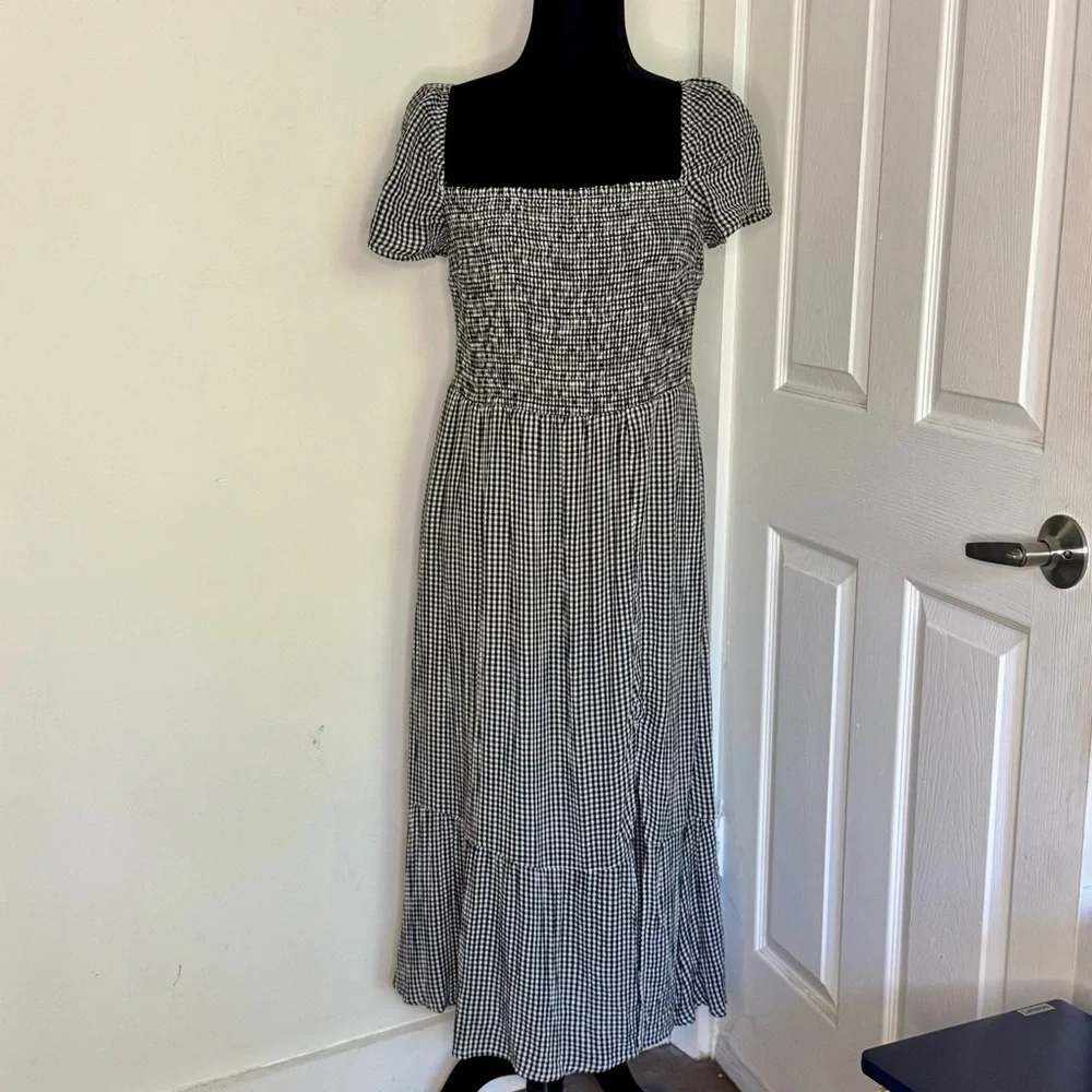 Abercrombie & Fitch Black and White Gingham Maxi Dress